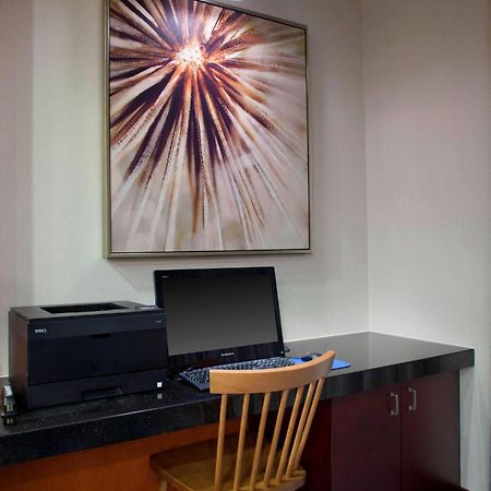 Fairfield Inn And Suites By Marriott Montgomery Eastchase מראה חיצוני תמונה