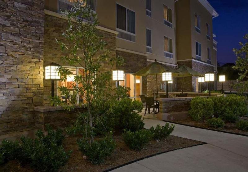 Fairfield Inn And Suites By Marriott Montgomery Eastchase מראה חיצוני תמונה