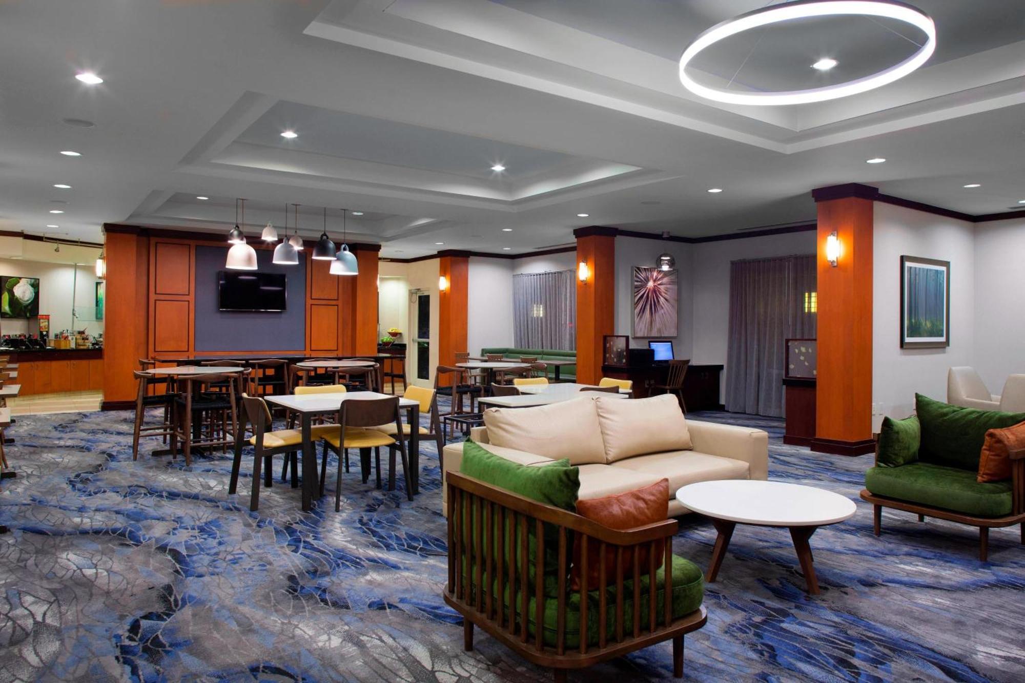 Fairfield Inn And Suites By Marriott Montgomery Eastchase מראה חיצוני תמונה
