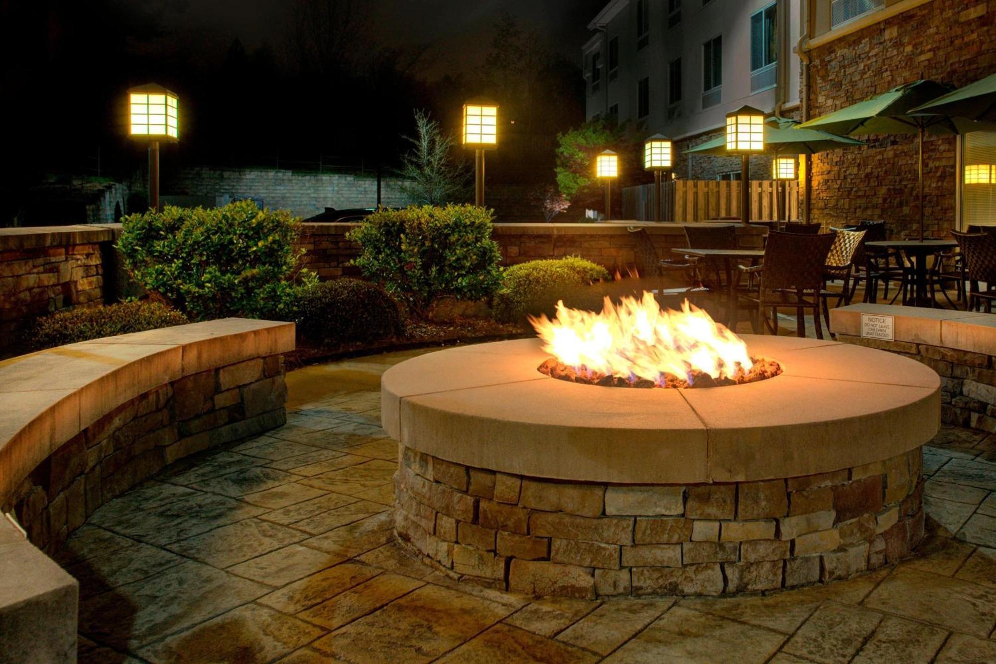 Fairfield Inn And Suites By Marriott Montgomery Eastchase מראה חיצוני תמונה
