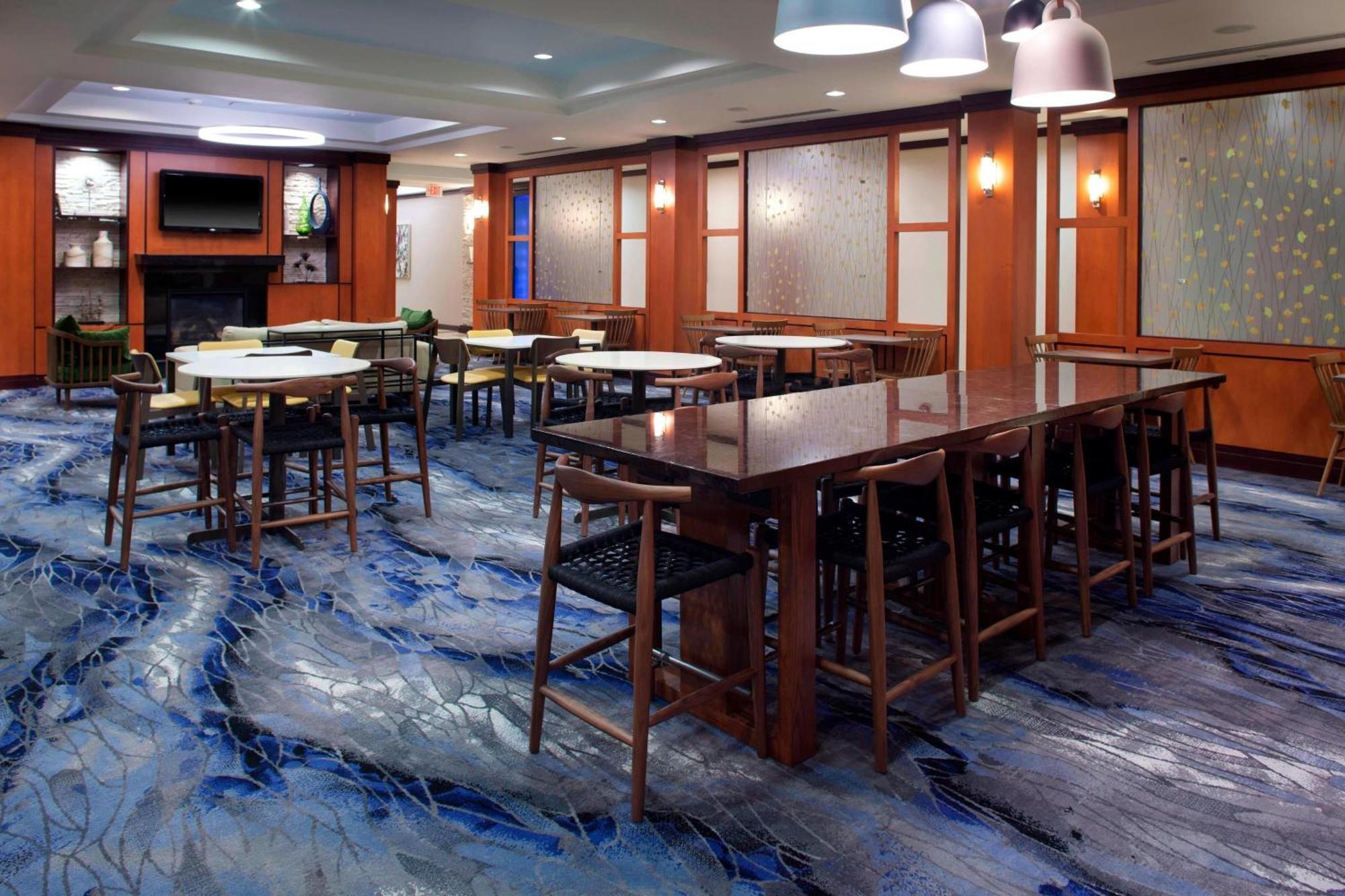 Fairfield Inn And Suites By Marriott Montgomery Eastchase מראה חיצוני תמונה