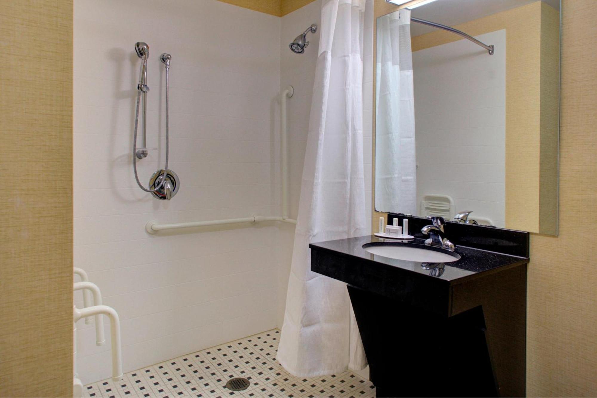 Fairfield Inn And Suites By Marriott Montgomery Eastchase מראה חיצוני תמונה