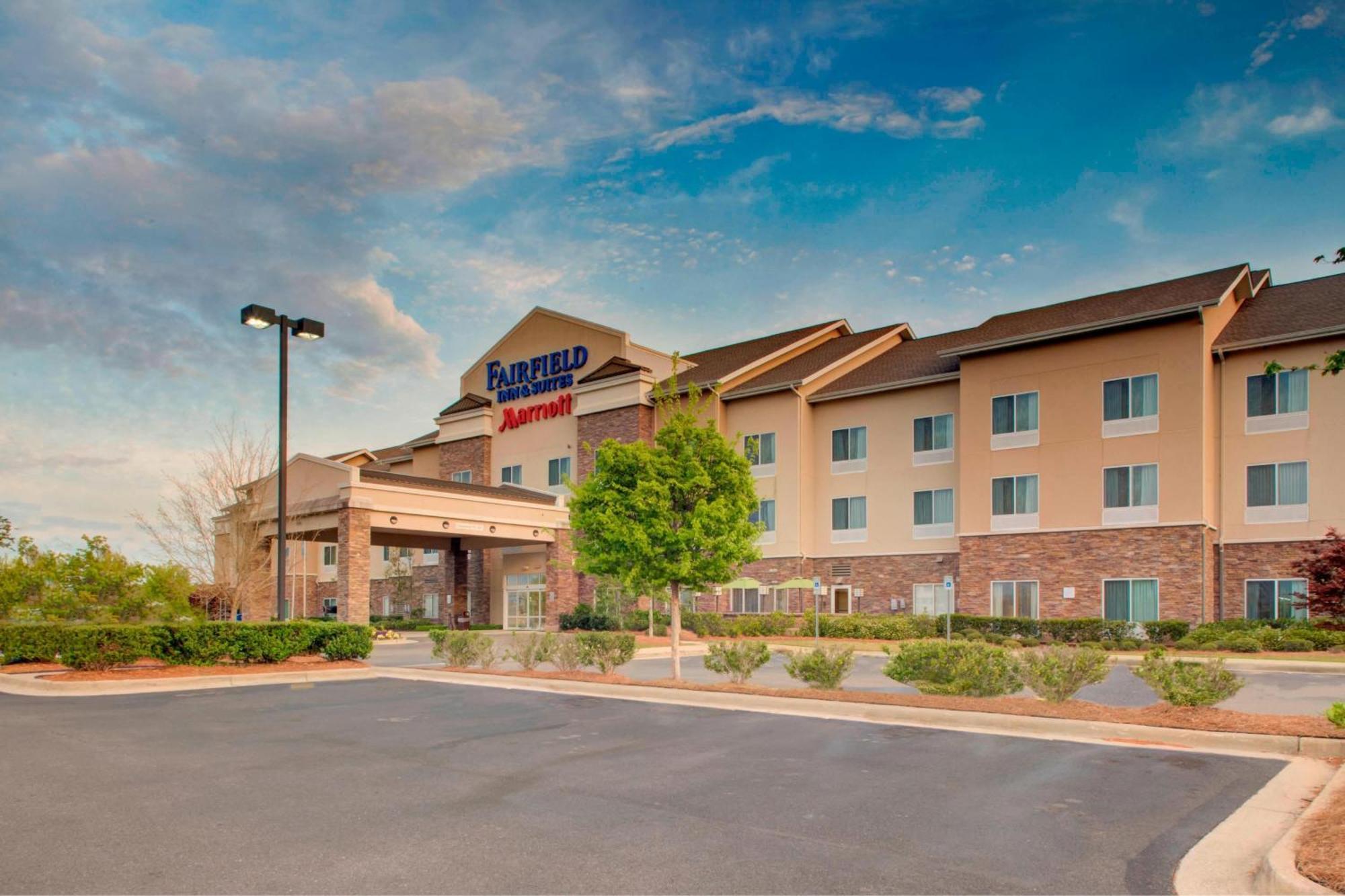 Fairfield Inn And Suites By Marriott Montgomery Eastchase מראה חיצוני תמונה
